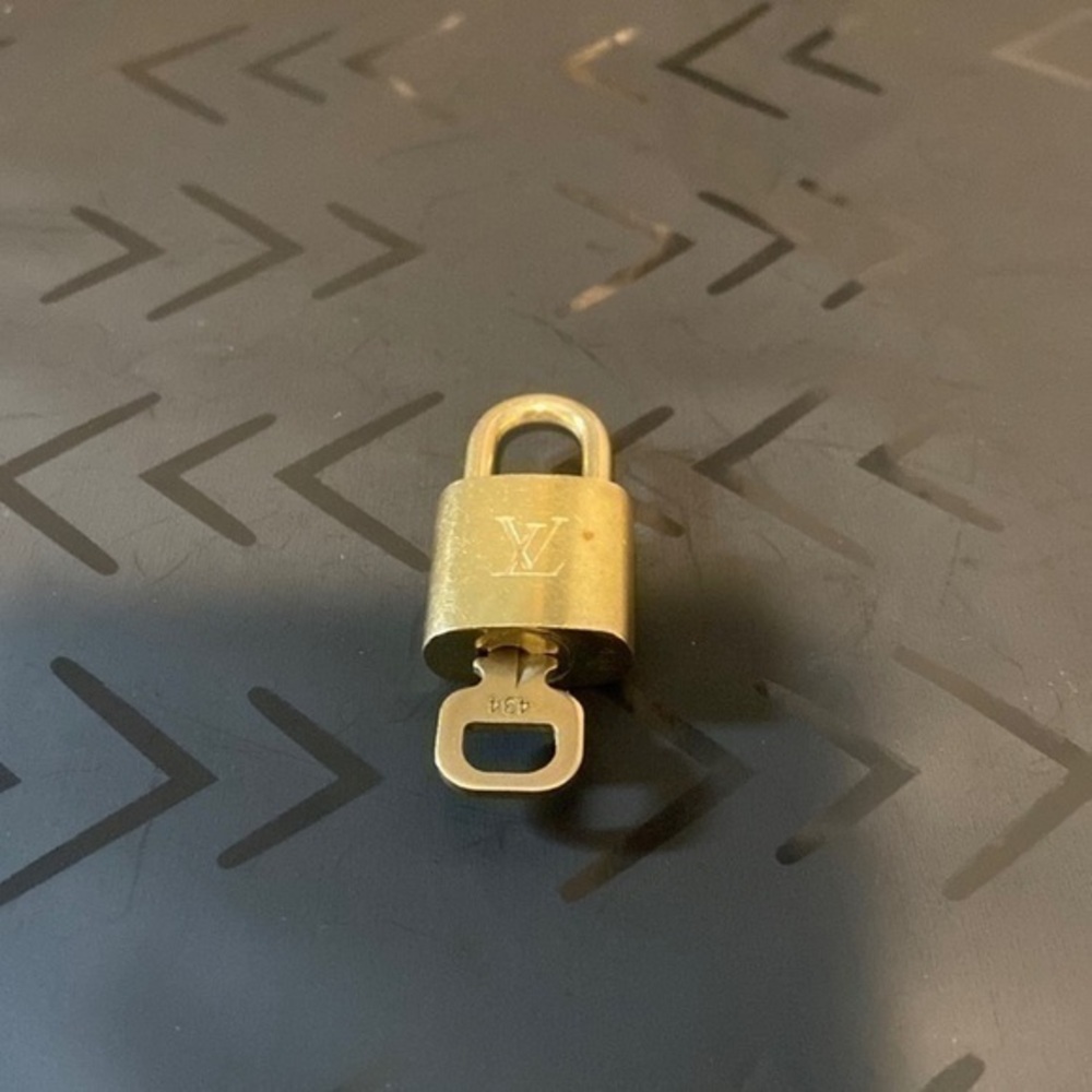 Authentic Louis Vuitton Padlock Lock and Key🔐